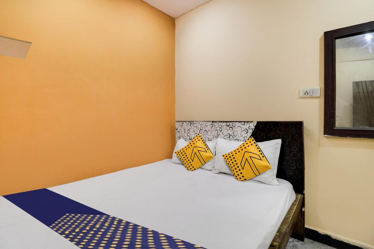 Spot On Hotel Sai Ashirwad Residency Hyderabad Esterno foto