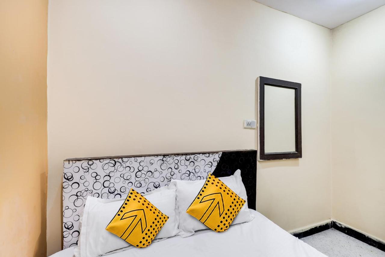 Spot On Hotel Sai Ashirwad Residency Hyderabad Esterno foto