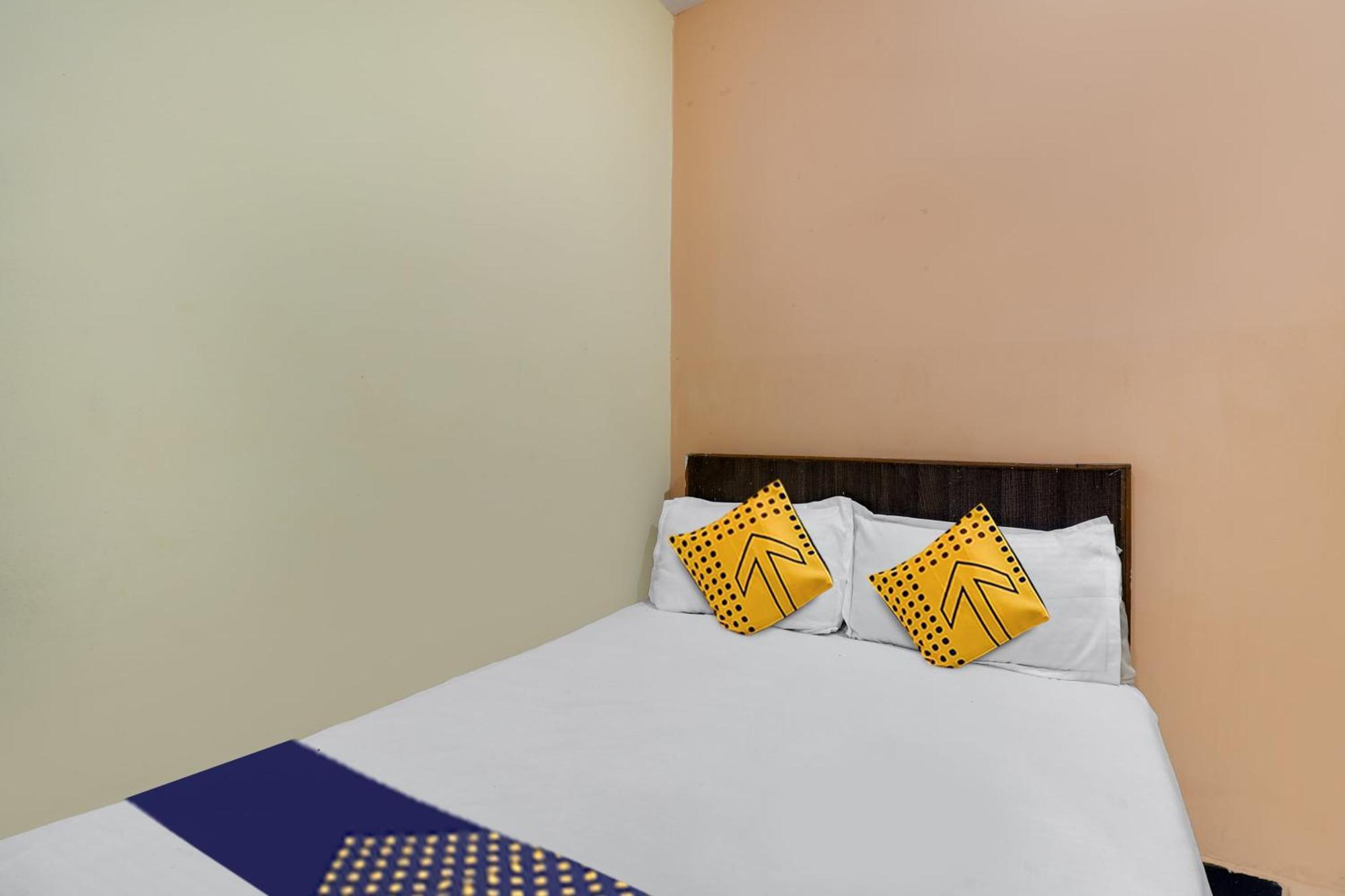 Spot On Hotel Sai Ashirwad Residency Hyderabad Esterno foto