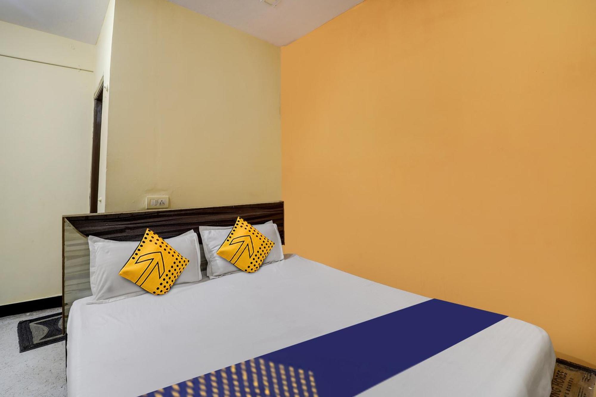 Spot On Hotel Sai Ashirwad Residency Hyderabad Esterno foto