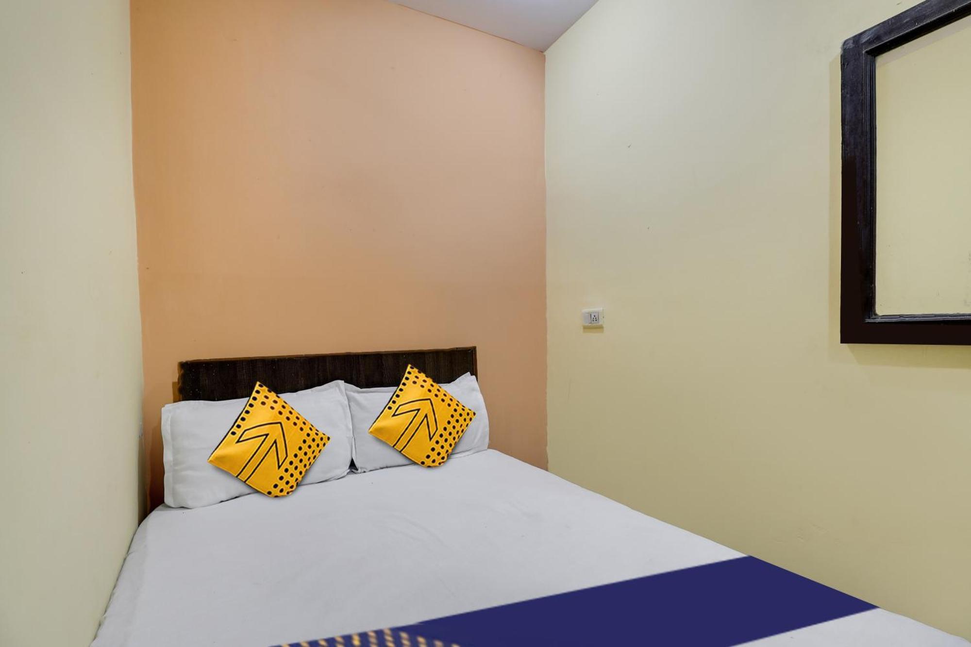 Spot On Hotel Sai Ashirwad Residency Hyderabad Esterno foto