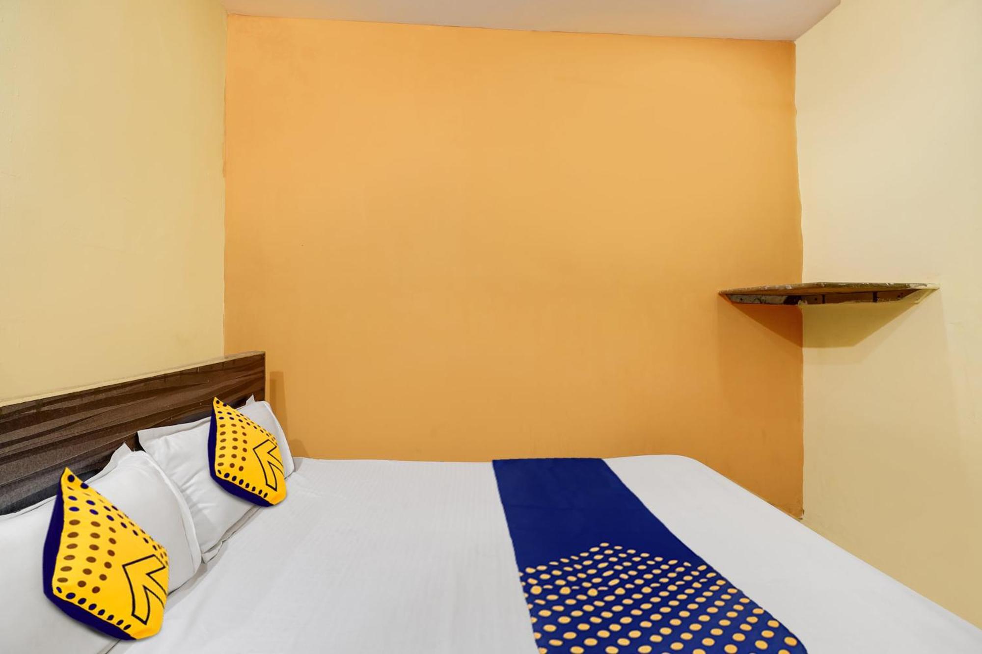 Spot On Hotel Sai Ashirwad Residency Hyderabad Esterno foto